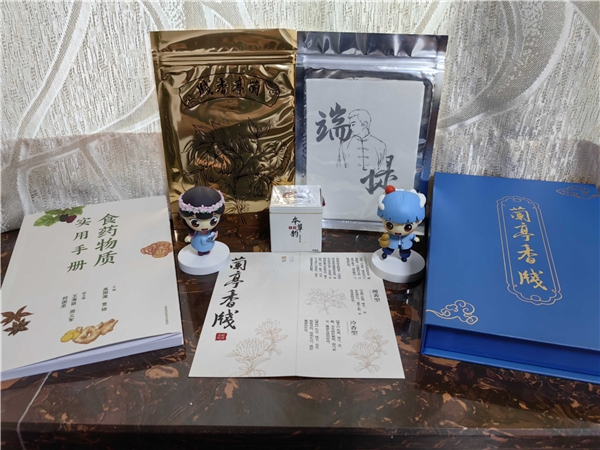 国际青少年友谊互动营携手海派中医,探索中医药非遗文化之旅(图10) 国际青少年友谊互动营携手海派中医,探索中医药非遗文化之旅(图10)